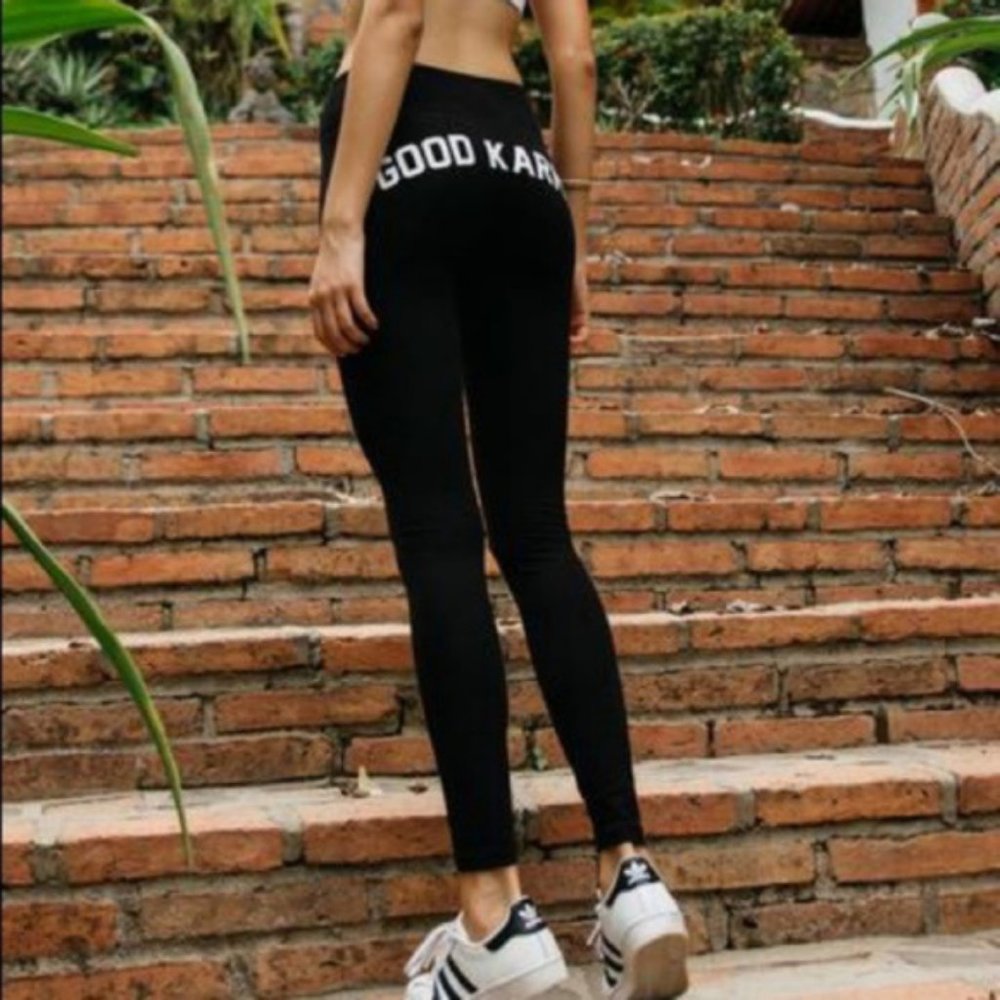 Spiritual Gangster Good Karma Leggings Small NWT